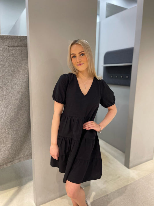VIPRISILLA Short Dress - Black Beauty
