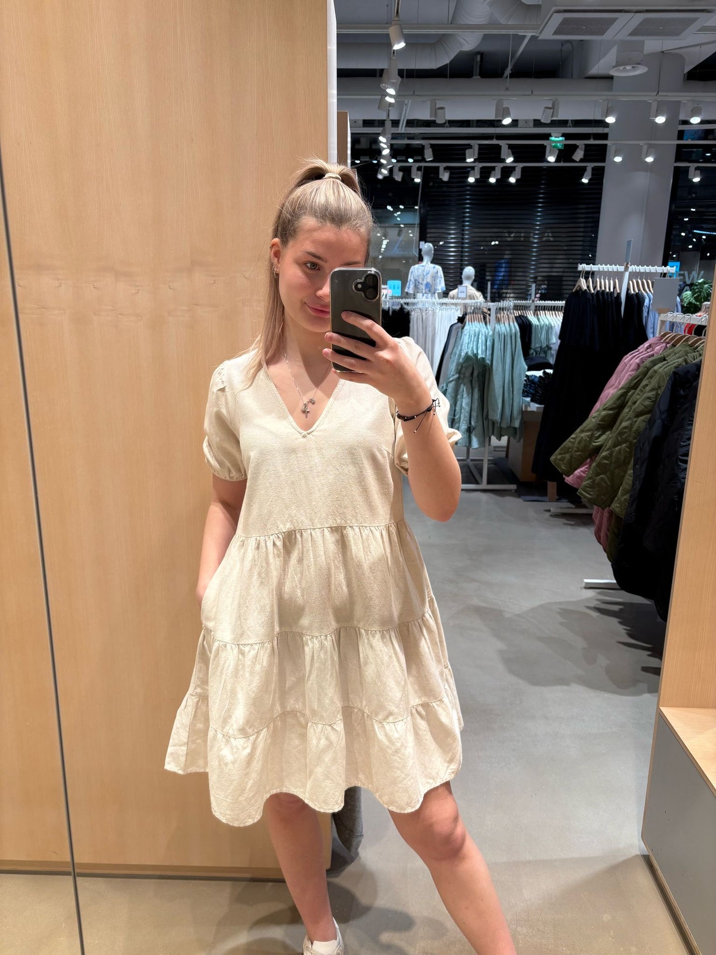 VIPRISILLA Short Dress - Super Light Natural Melan