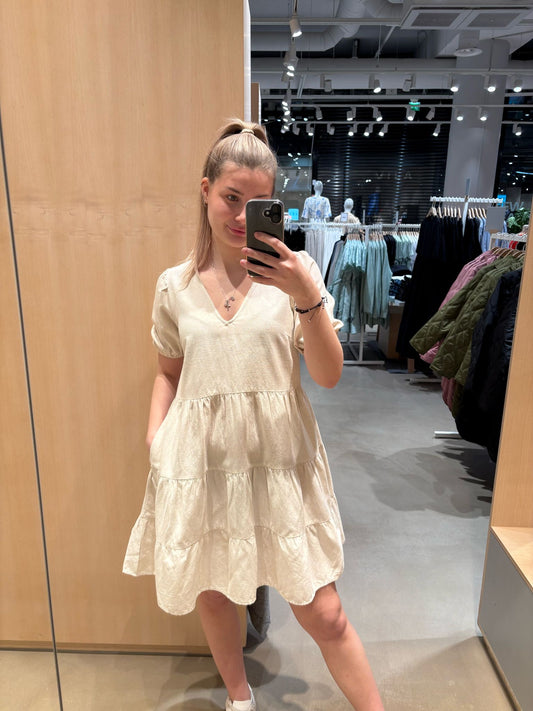 VIPRISILLA Short Dress - Super Light Natural Melan