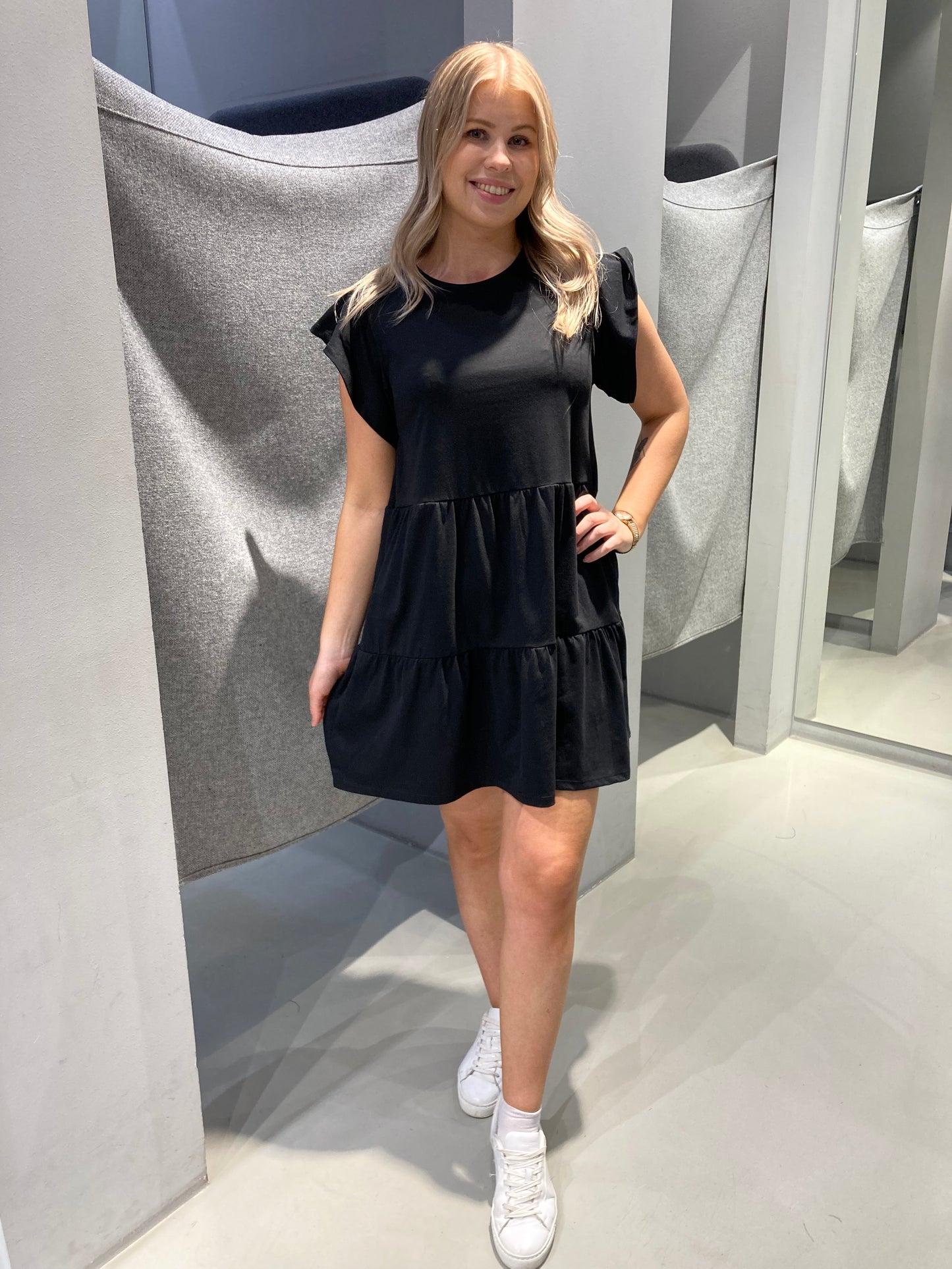 VISUMMER Dress - black